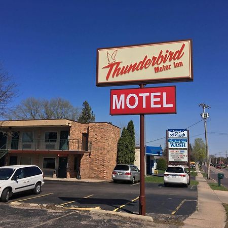 Thunderbird Motor Inn Baraboo Exterior foto